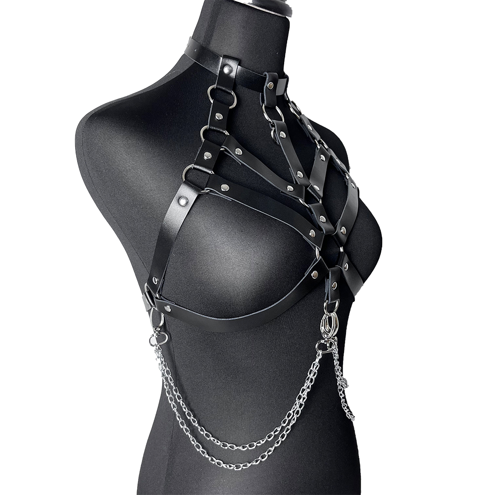 Chain with Leather Lingerie Wo - مراجعة Garter Belt Set وسعره