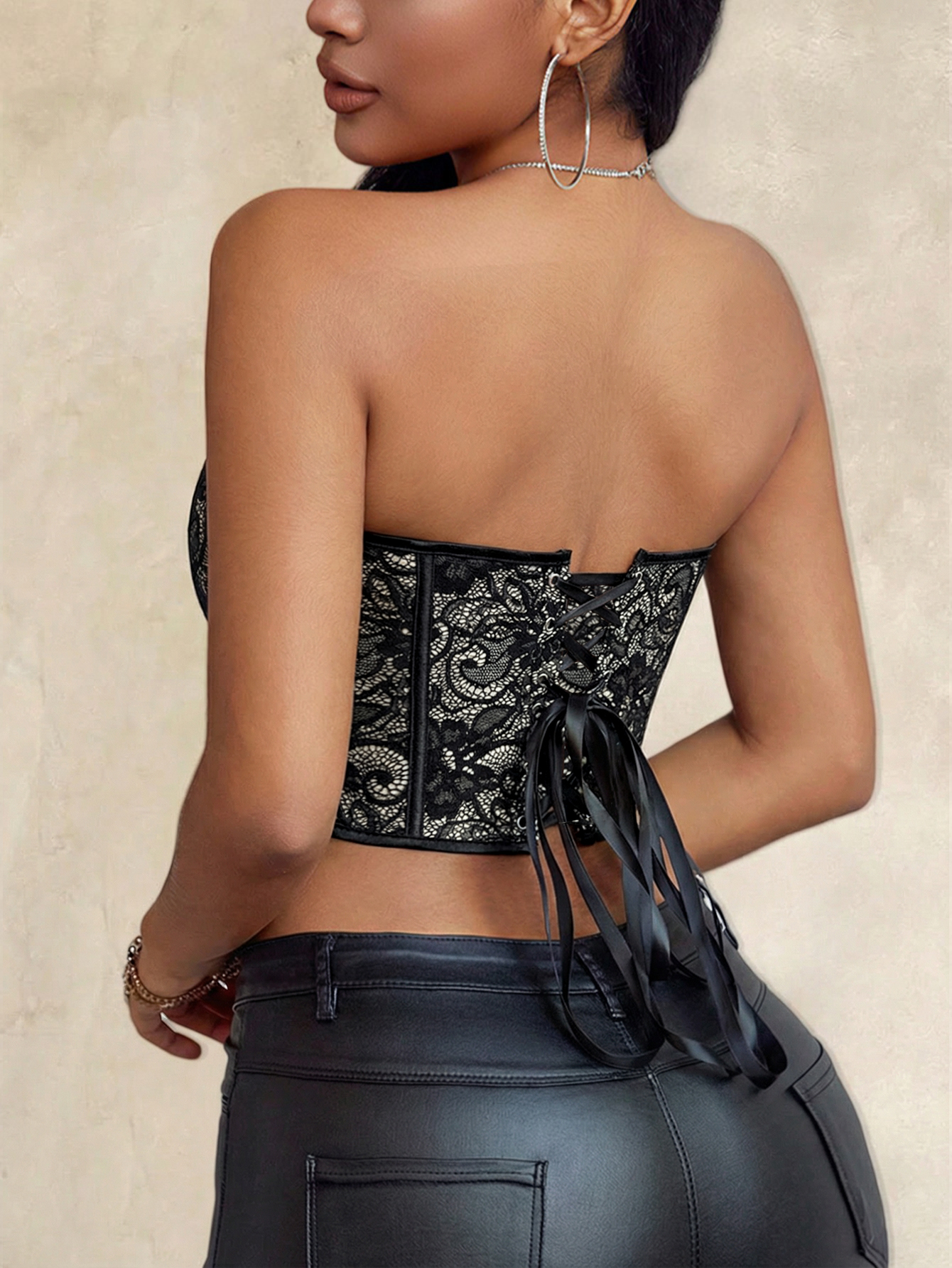 Sexy black lace heart-shaped s - مراجعة Strapless Bra Backless وسعره