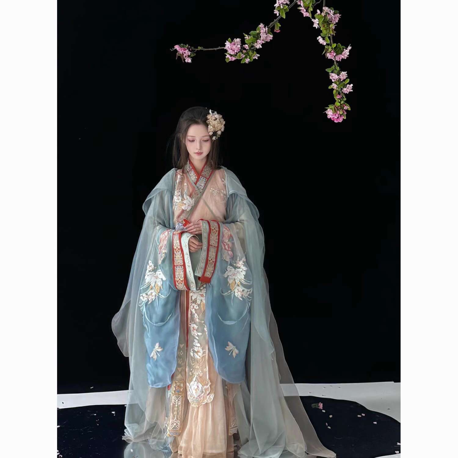 New Fiesta Carnival Halloween  - مراجعة Robe Silk Women وسعره