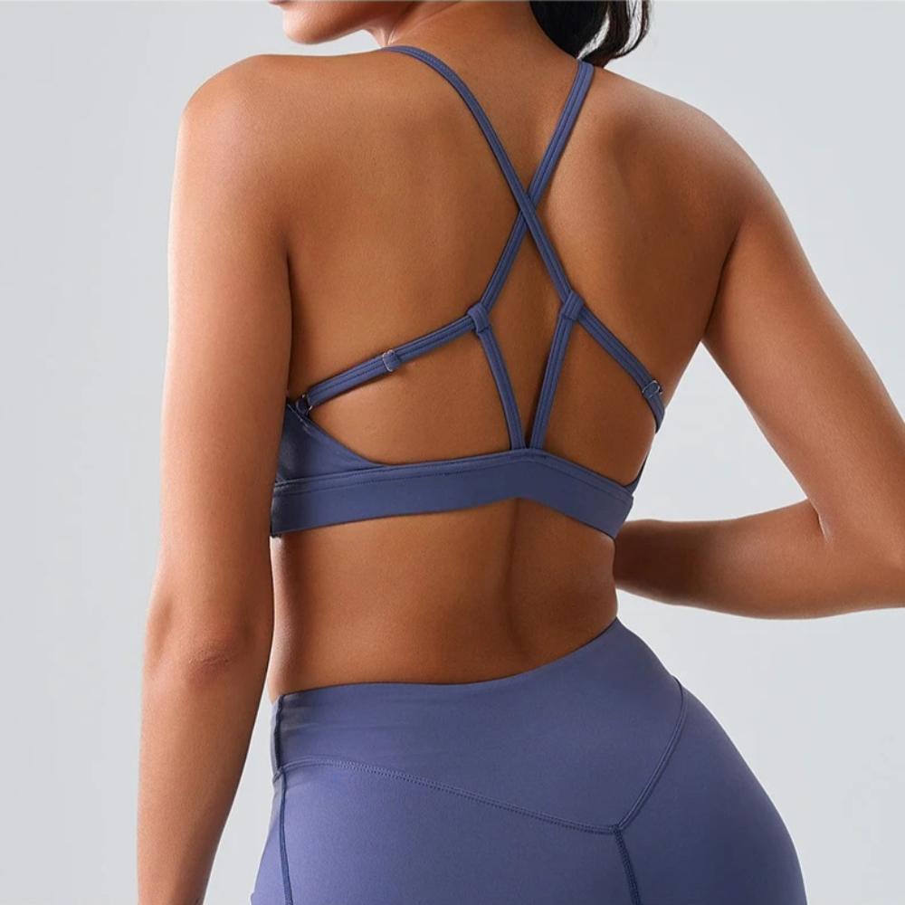 Women Impact Halter Sports Bra - مراجعة Push Up Bra Padded وسعره