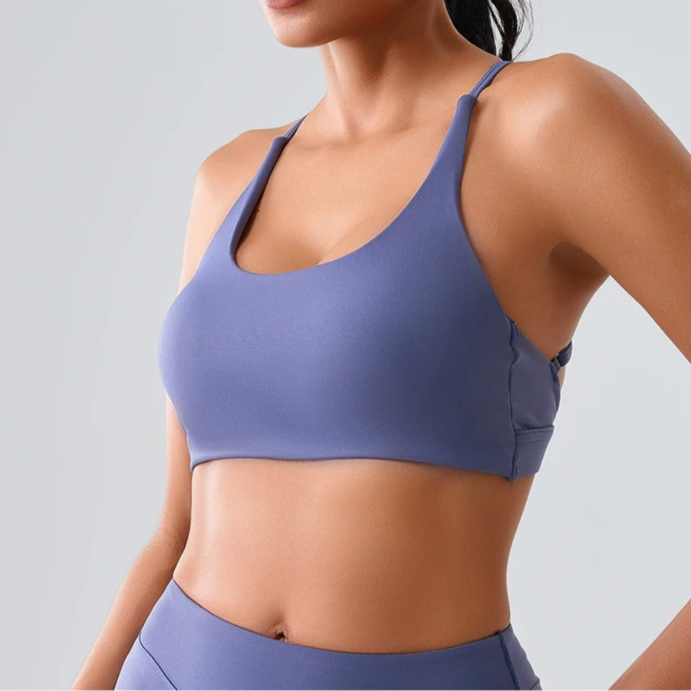 Women Impact Halter Sports Bra - مراجعة Push Up Bra Padded وسعره